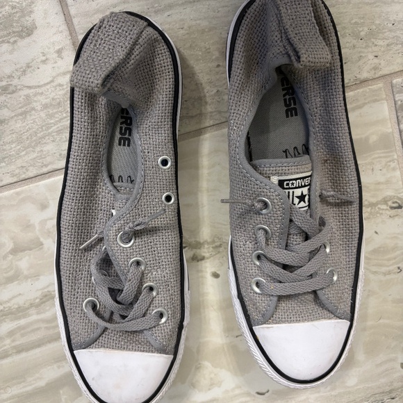 Grey converse - Picture 1 of 4